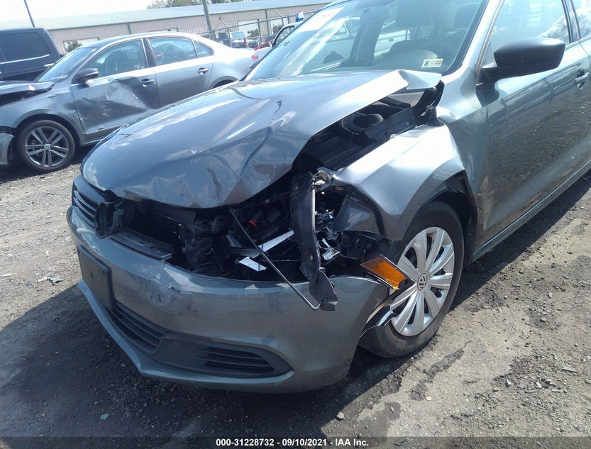 3VW2K7AJ2DM371051