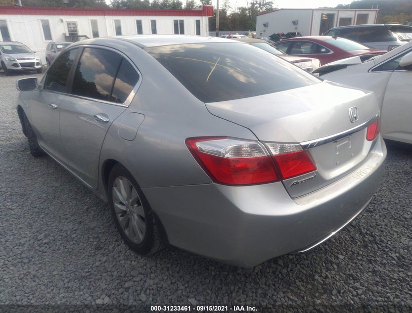 1HGCR2F70DA155250