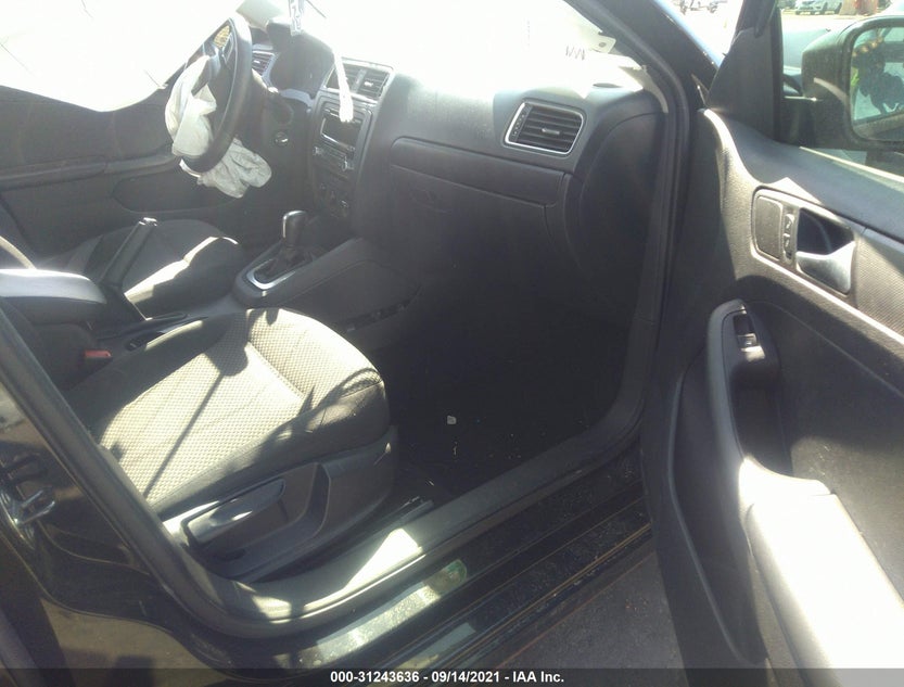 3VW2K7AJXEM387712