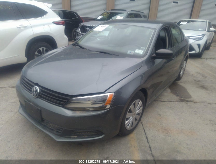 3VW1K7AJ1EM328589