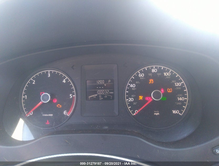 3VWLL7AJ7BM110142