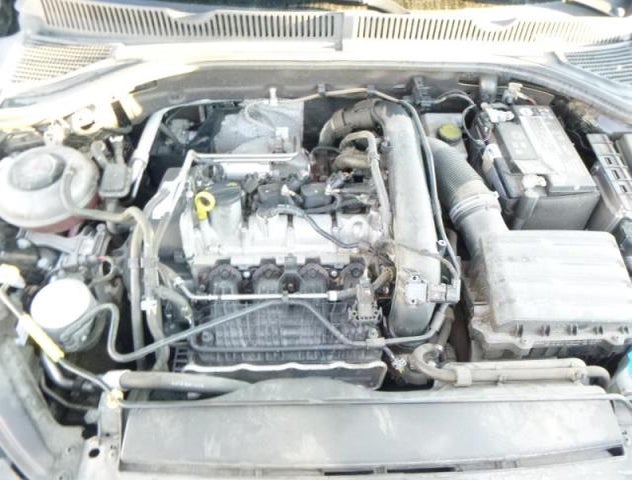 3VWCB7BU4KM142560