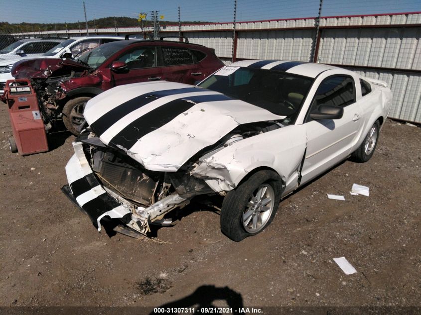 2005 Ford Mustang V6 Deluxe/V6 Premium VIN: 1ZVFT80N755210923 Lot: 31307311