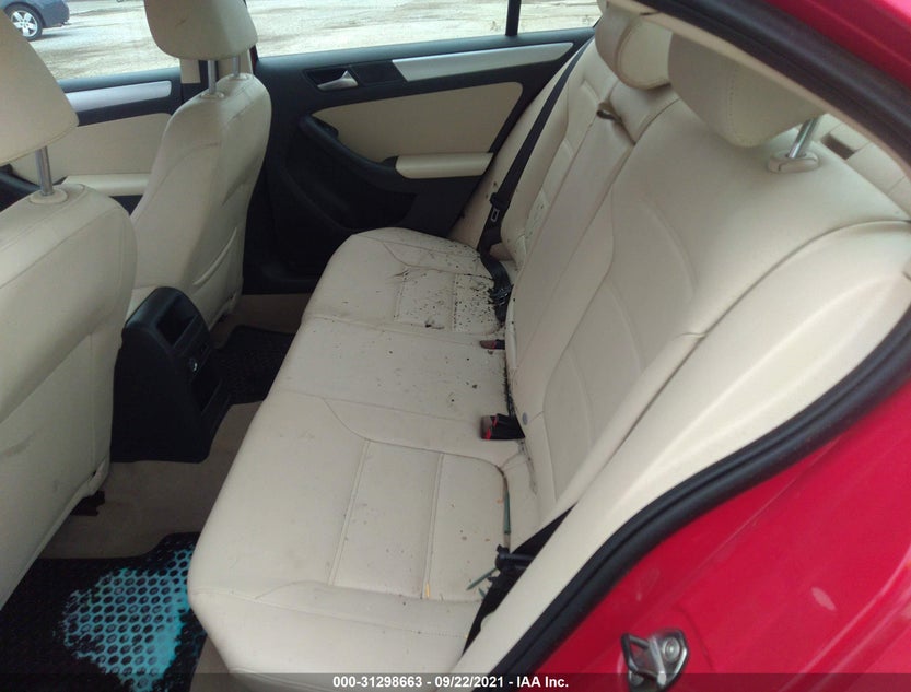 3VW3L7AJ2CM410057
