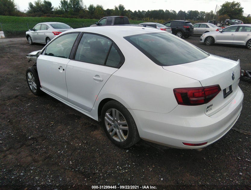 3VW2B7AJ7JM209766