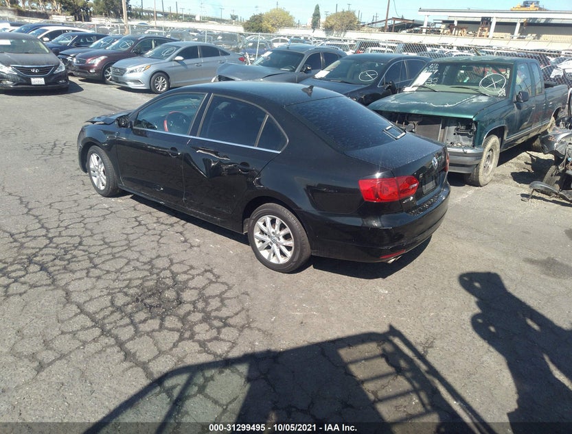 3VWD17AJXEM395028