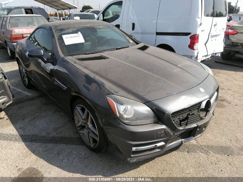 VIN WDDPK4HAXDF056131 2013 Mercedes-Benz SLK-Class,... no.1