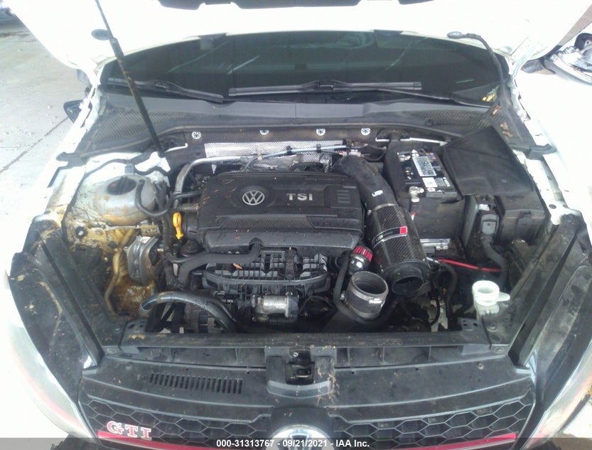 3VW547AUXHM011825