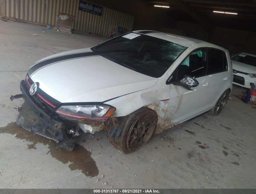 3VW547AUXHM011825