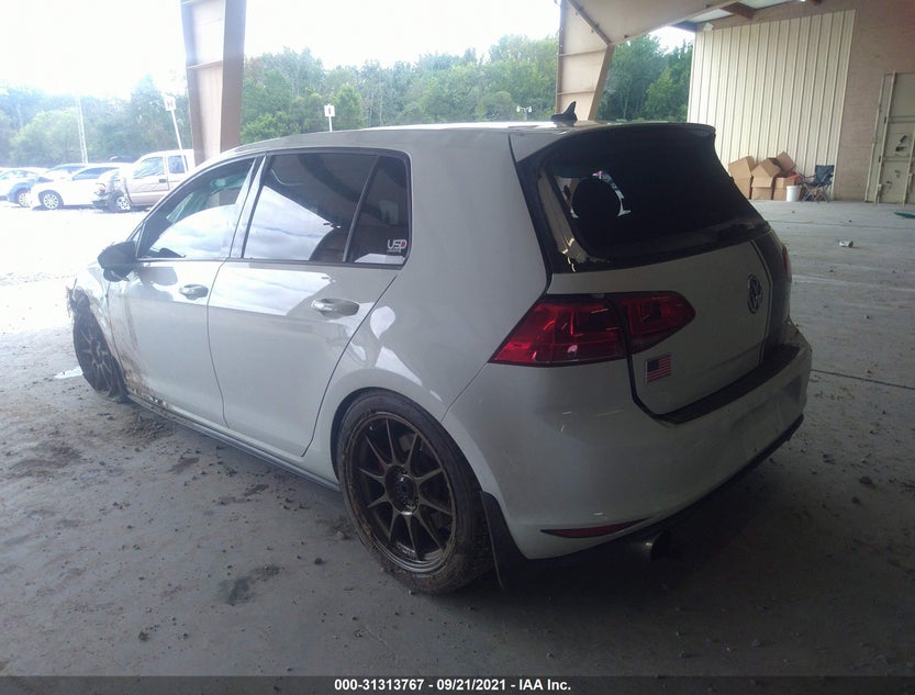 3VW547AUXHM011825
