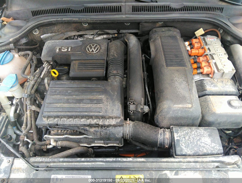 3VW637AJ8DM281112