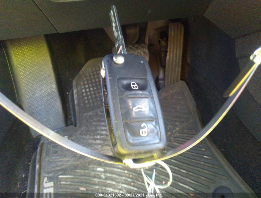3VWD17AJXFM417028