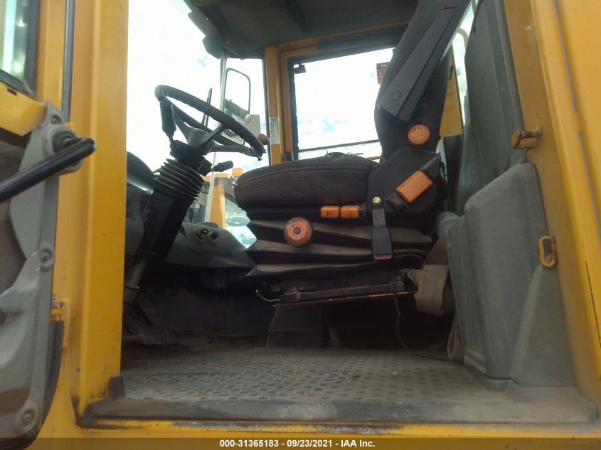 2005 Volvo L90E VIN: L90EV67397 Lot: 31365183