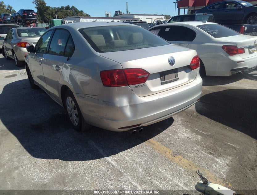 3VW2K7AJ5CM320724