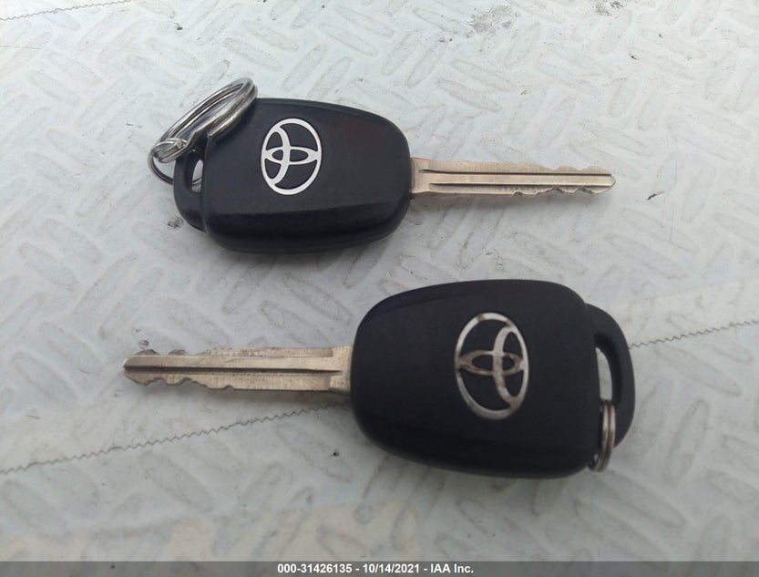 2T1BURHE1HC778715