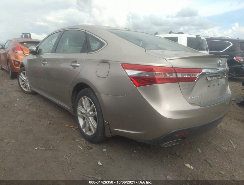 4T1BK1EB5EU132251