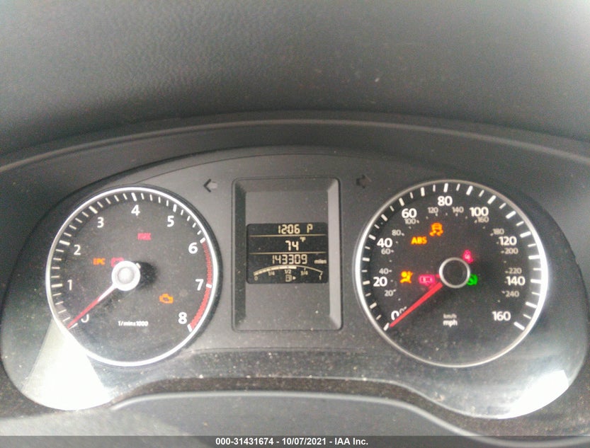 3VWDP7AJ8CM303054