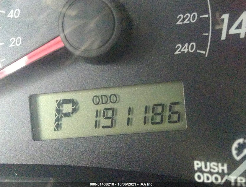 1NXBU4EE9AZ170033