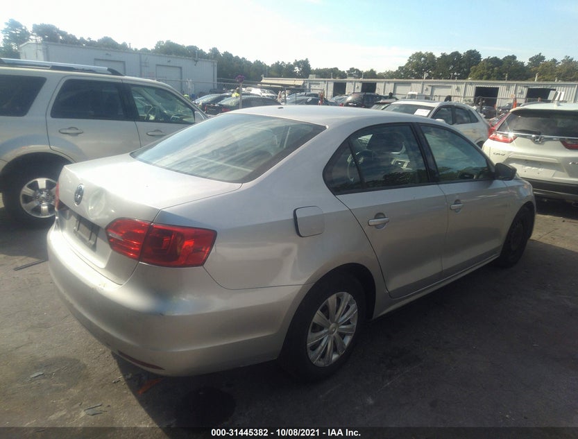 3VW1K7AJ2BM381619