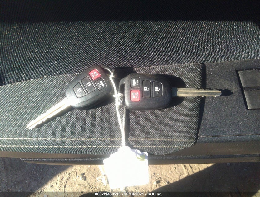2T1BURHE8HC963005