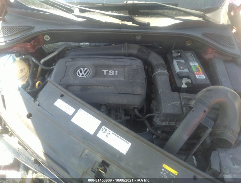 1VWDT7A32HC043305