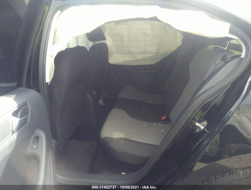 3VW2B7AJ1HM311445