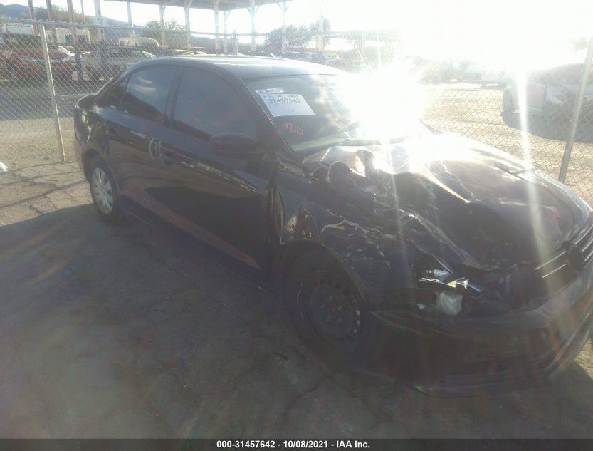 3VW267AJ9GM372397