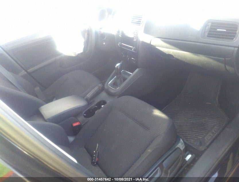 3VW267AJ9GM372397