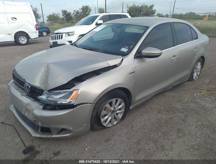 3VW637AJ4DM244980