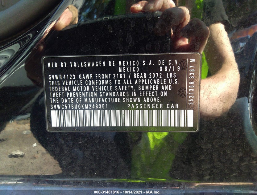 3VWC57BU0KM248351