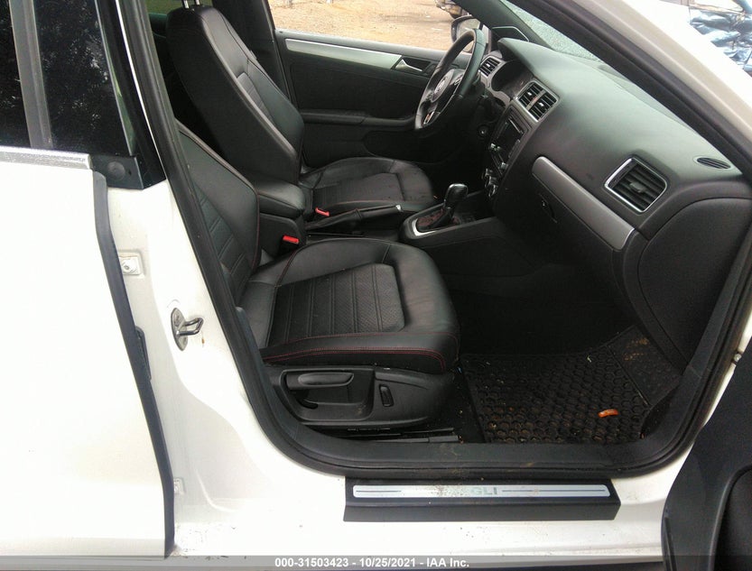 3VW4T7AJ3EM371177