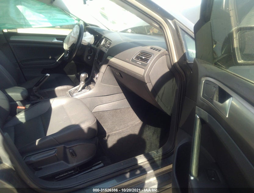 3VW217AUXFM005029