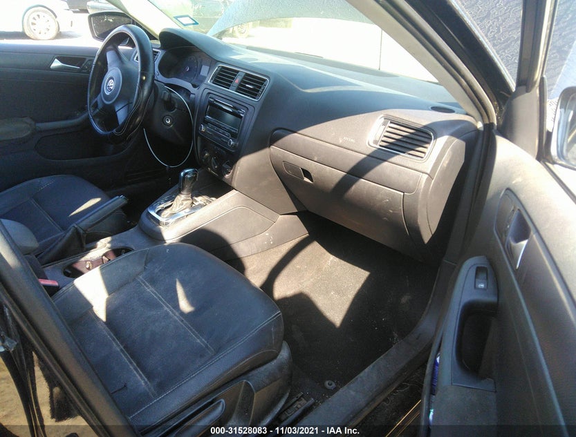 3VW2K7AJ3CM406873