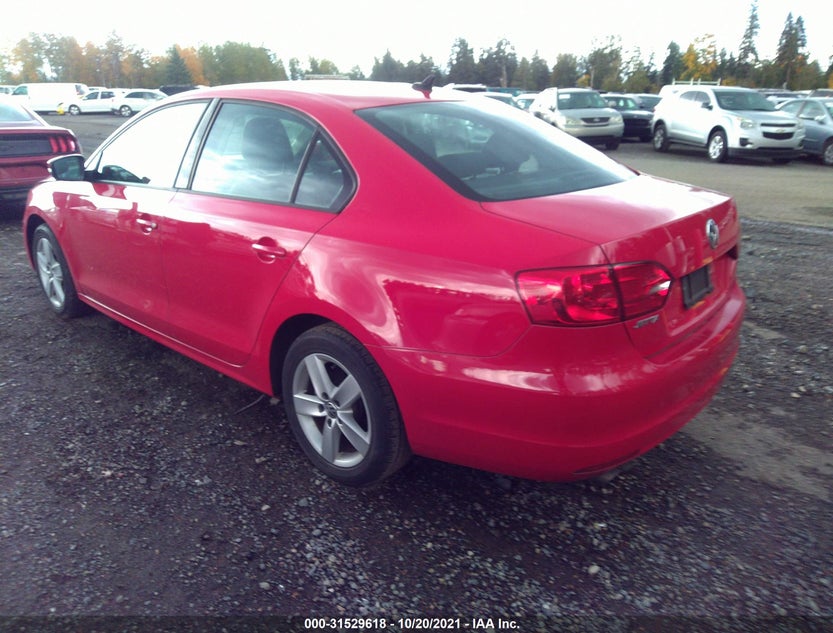 3VW3L7AJ7CM464759