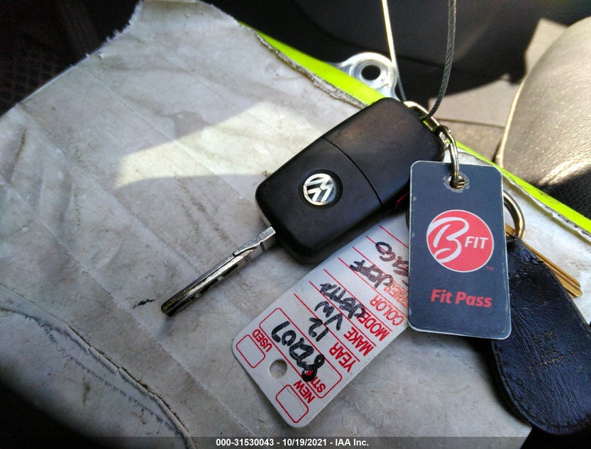 3VW2K7AJ5CM327236
