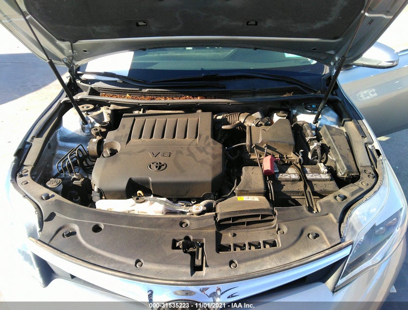 4T1BK1EB1JU284358