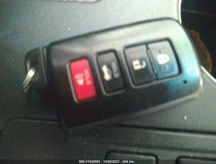 4T1BD1FK1FU166875