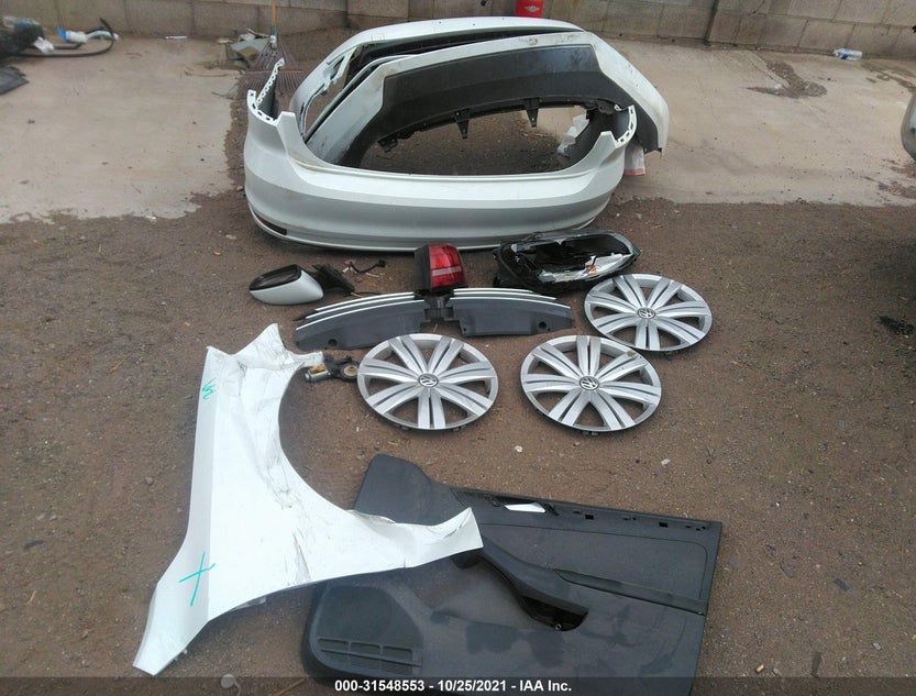 3VW2B7AJ2HM390902