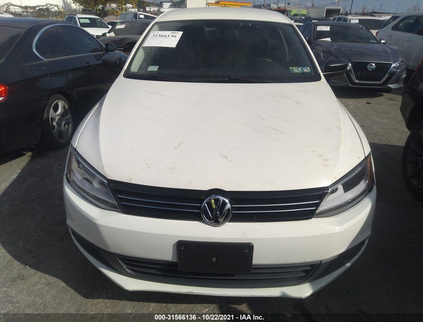 3VW2K7AJ0EM225801