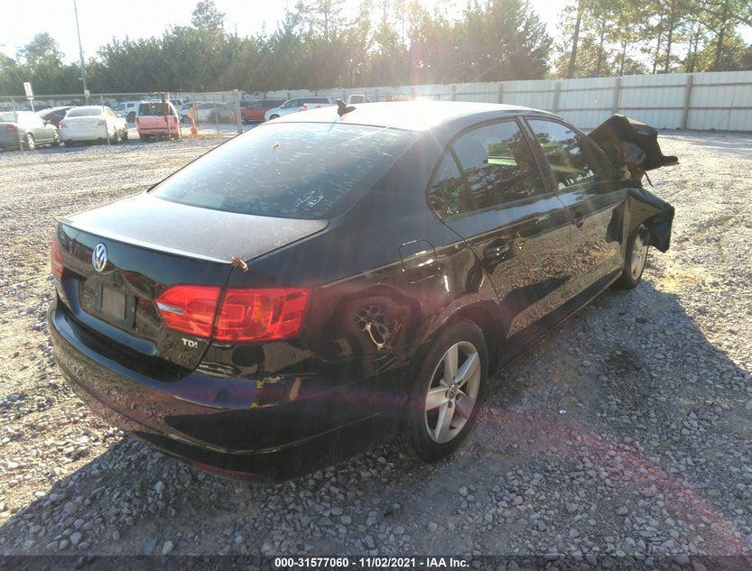 3VW3L7AJ8BM043406