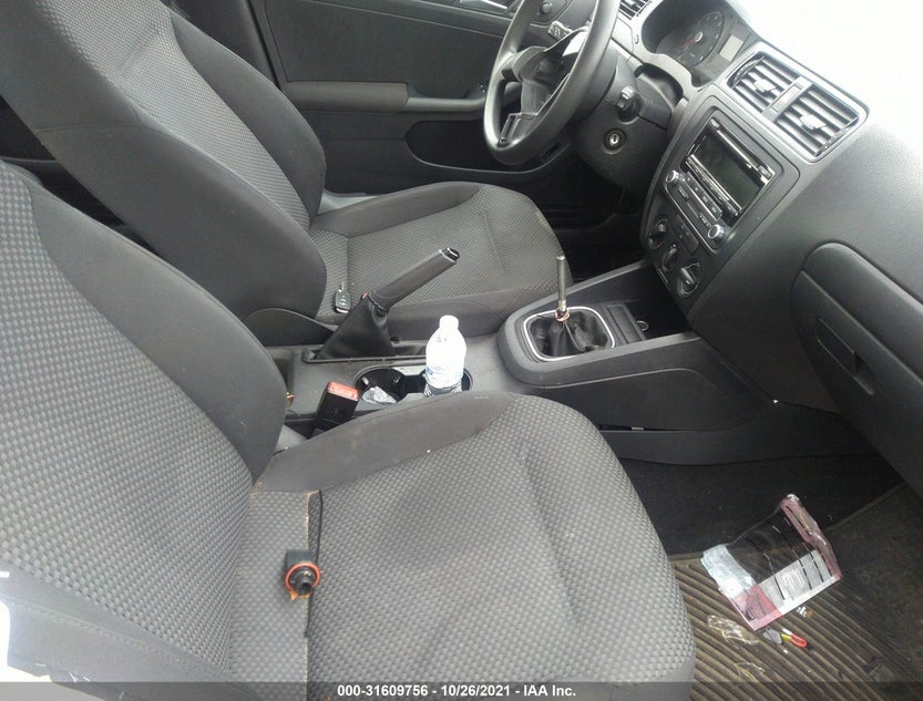 3VW1K7AJ5CM360765