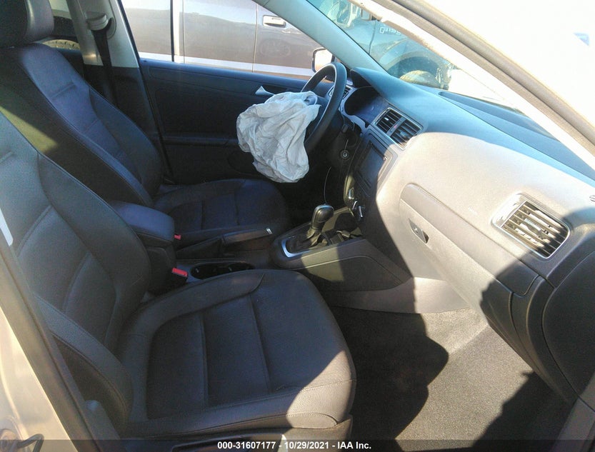 3VWDX7AJ0BM336466