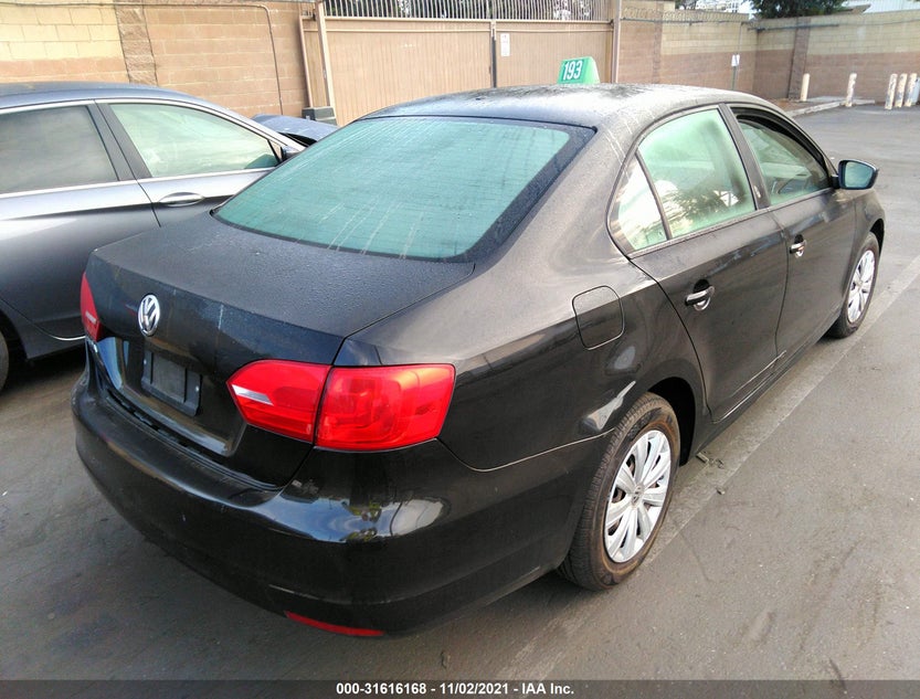 3VW2K7AJ6EM357686