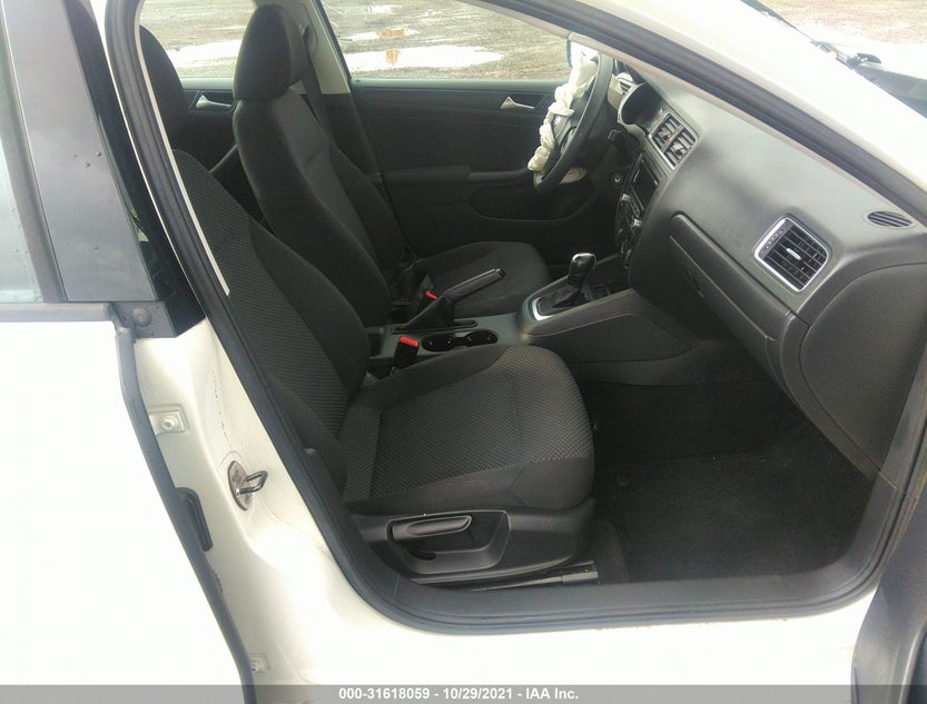 3VW2K7AJ3CM387550