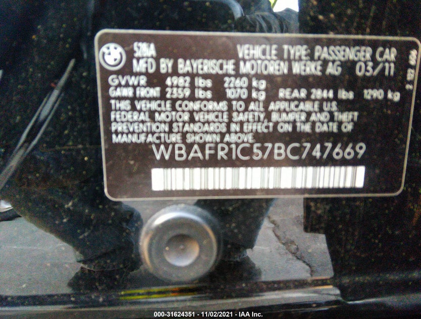 WBAFR1C57BC747669