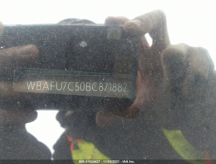 WBAFU7C50BC871882