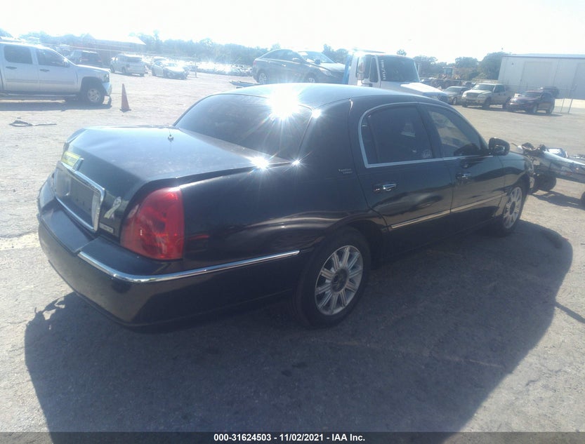 2LNBL8CV8BX753359
