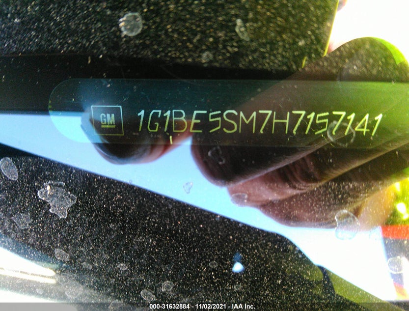 1G1BE5SM7H7157141