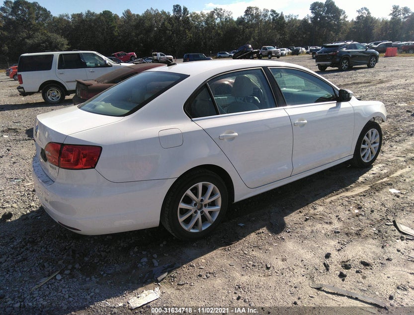 3VWDX7AJ1DM396811