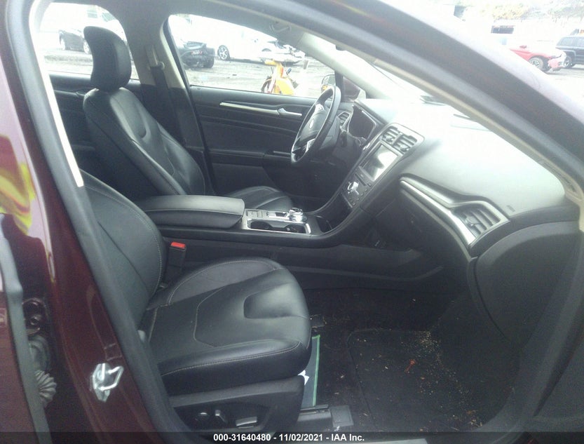 3FA6P0SU9HR362609